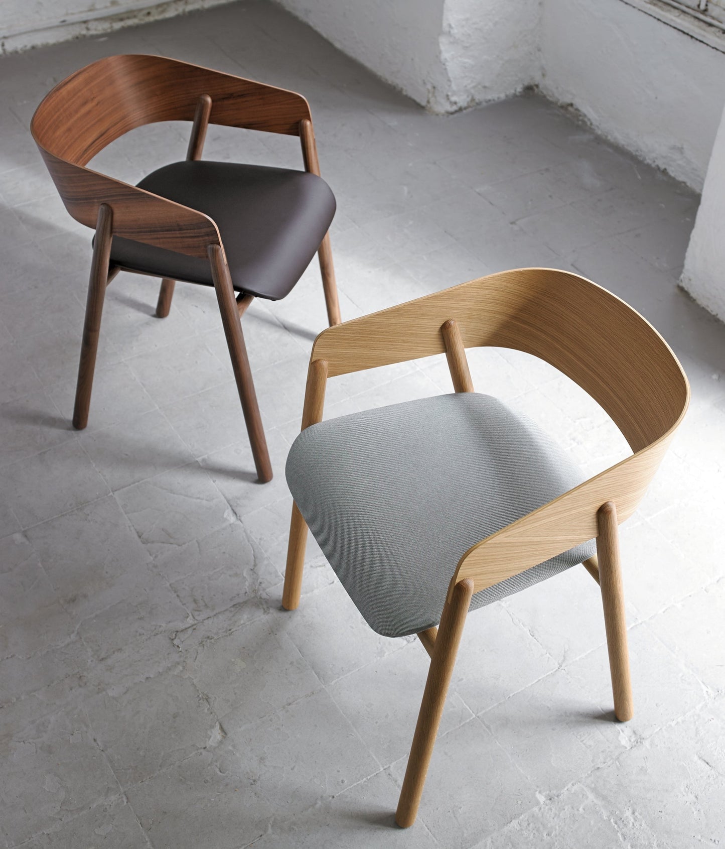 Chaise rembourrée Mava