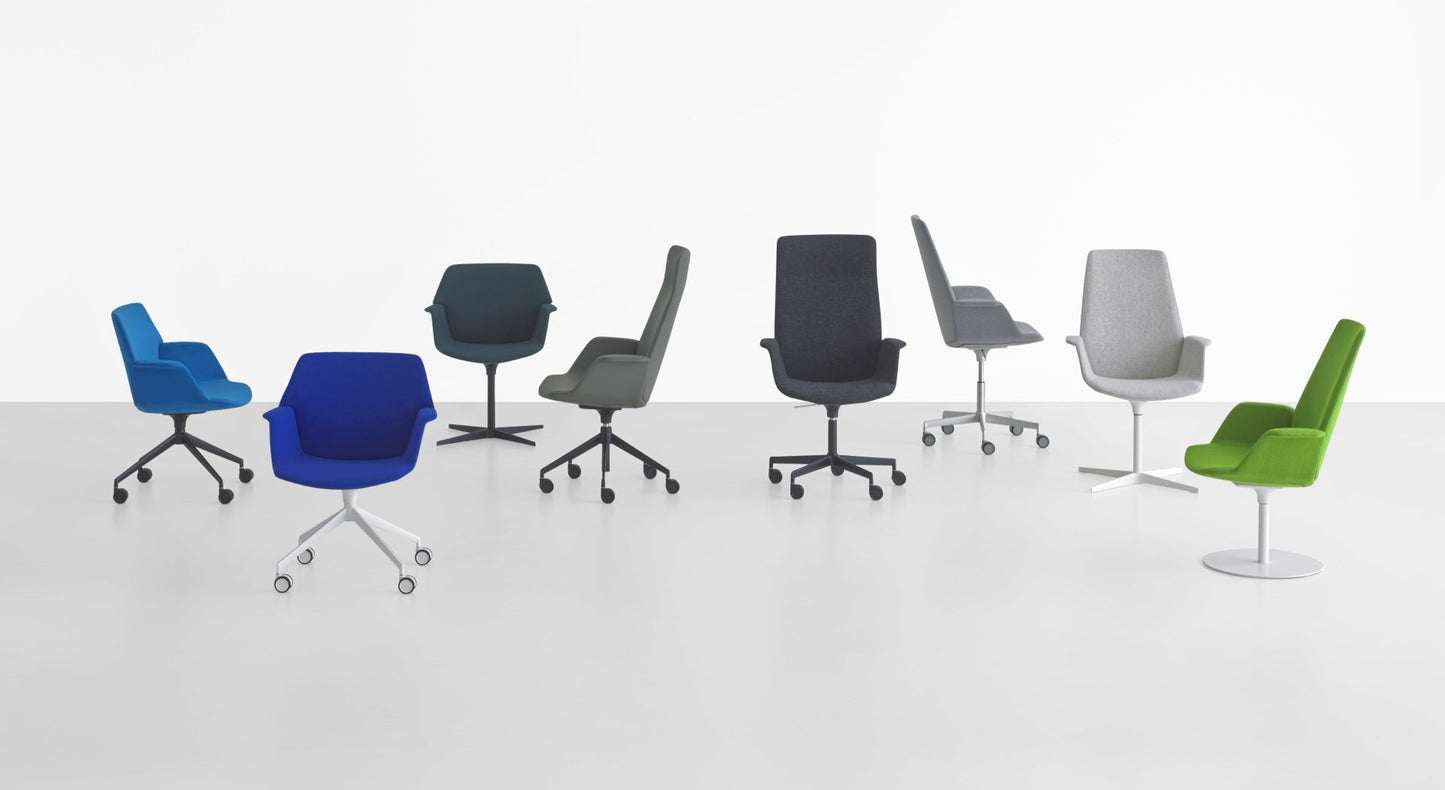 Chaise de bureau à dossier bas Uno avec base pyramidale à 5 branches