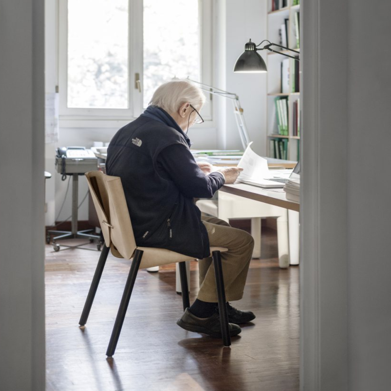 Chaise Édition 1085