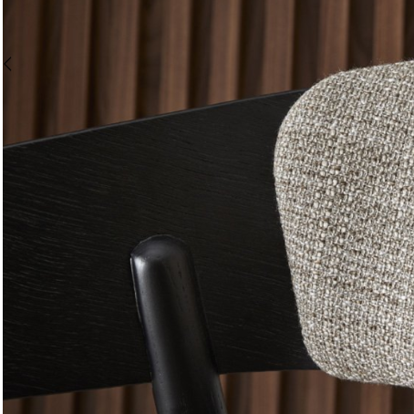 Chaise rembourrée Mava