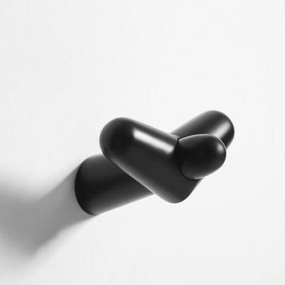 Crochet d'aile de queue