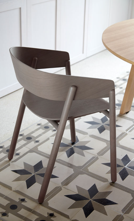 Chaise rembourrée Mava