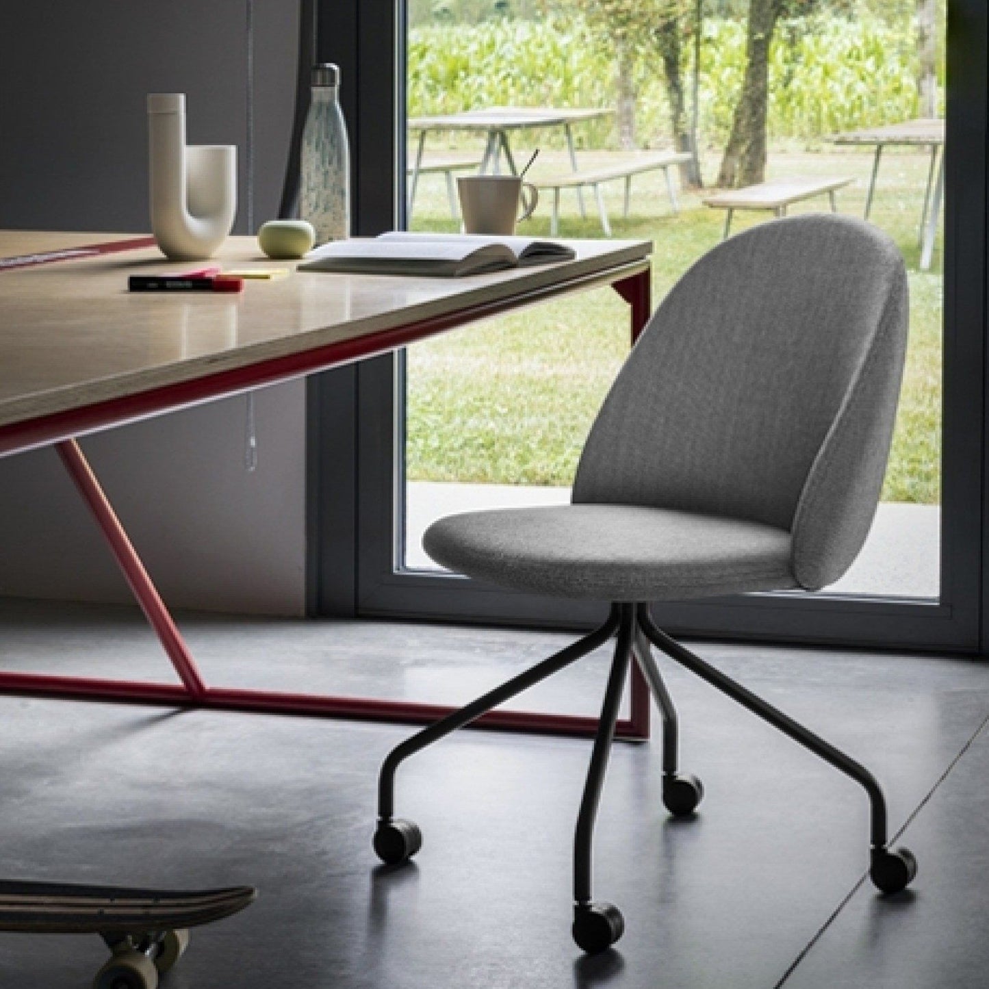 Chaise de travail Iola avec roulettes