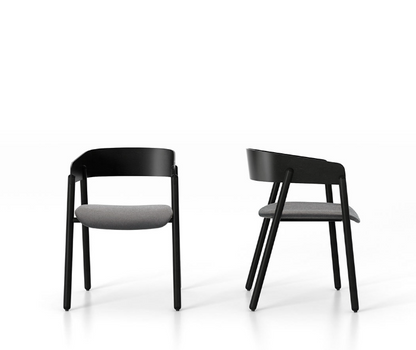 Chaise rembourrée Mava