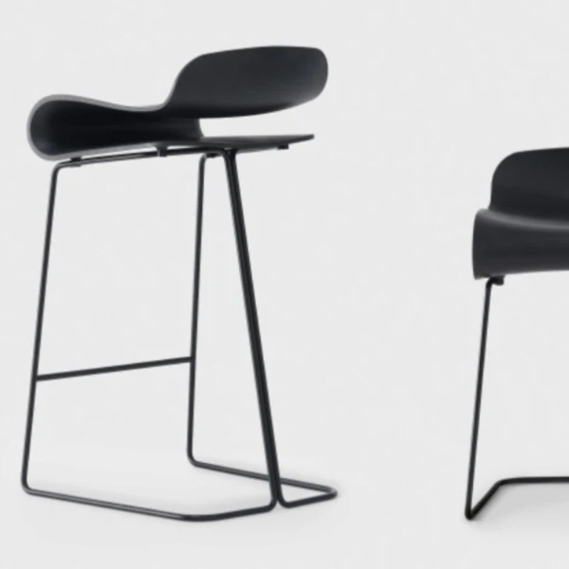 Tabouret de bar BCN à piètement traîneau - Livraison rapide