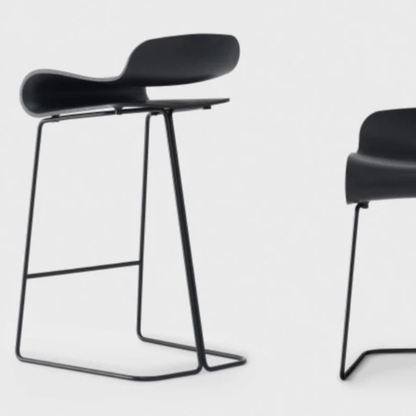 Tabouret de bar BCN à piètement traîneau - Livraison rapide