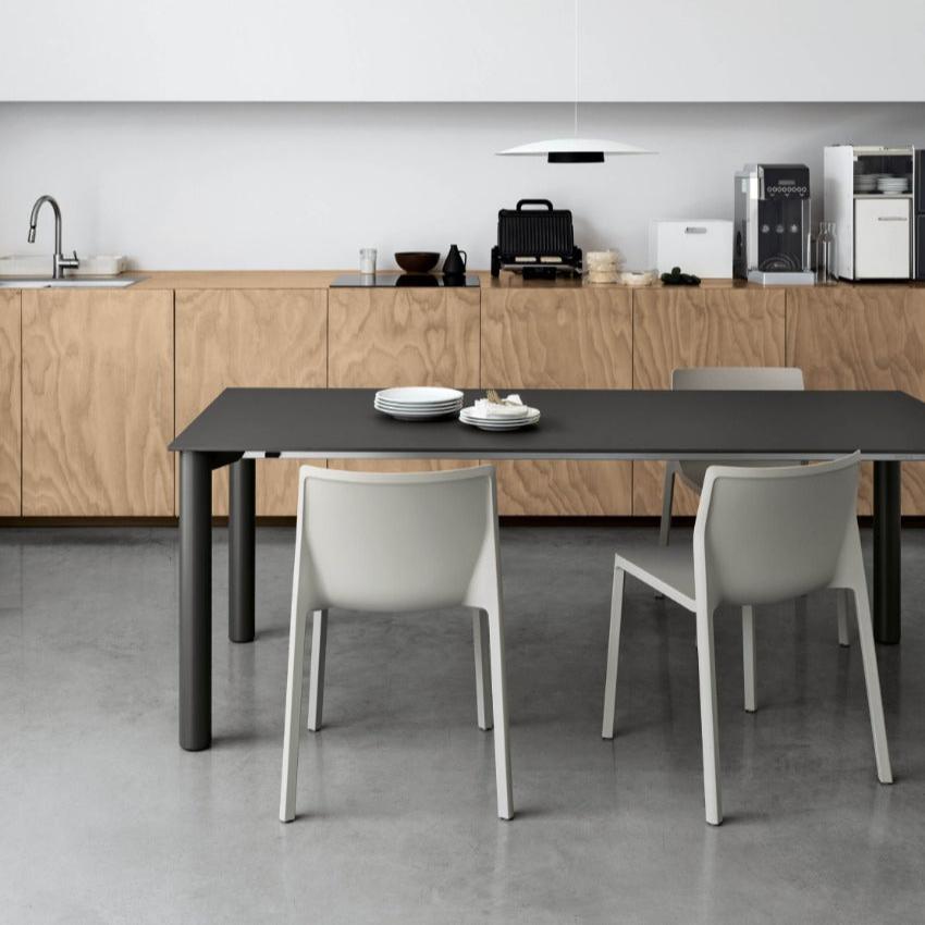 Chaise empilable Plana - Livraison rapide