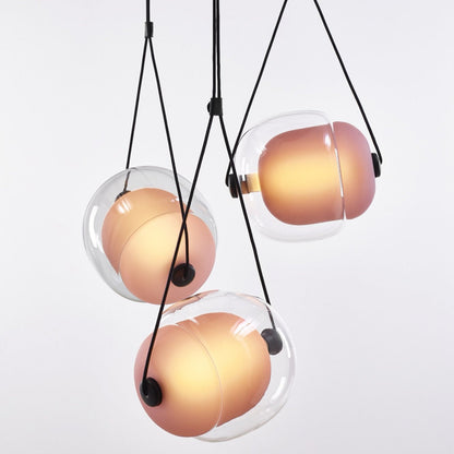 Lampe suspendue triangulaire Capsula