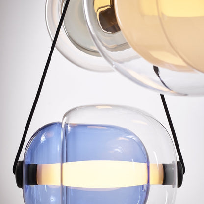 Lampe suspendue triangulaire Capsula