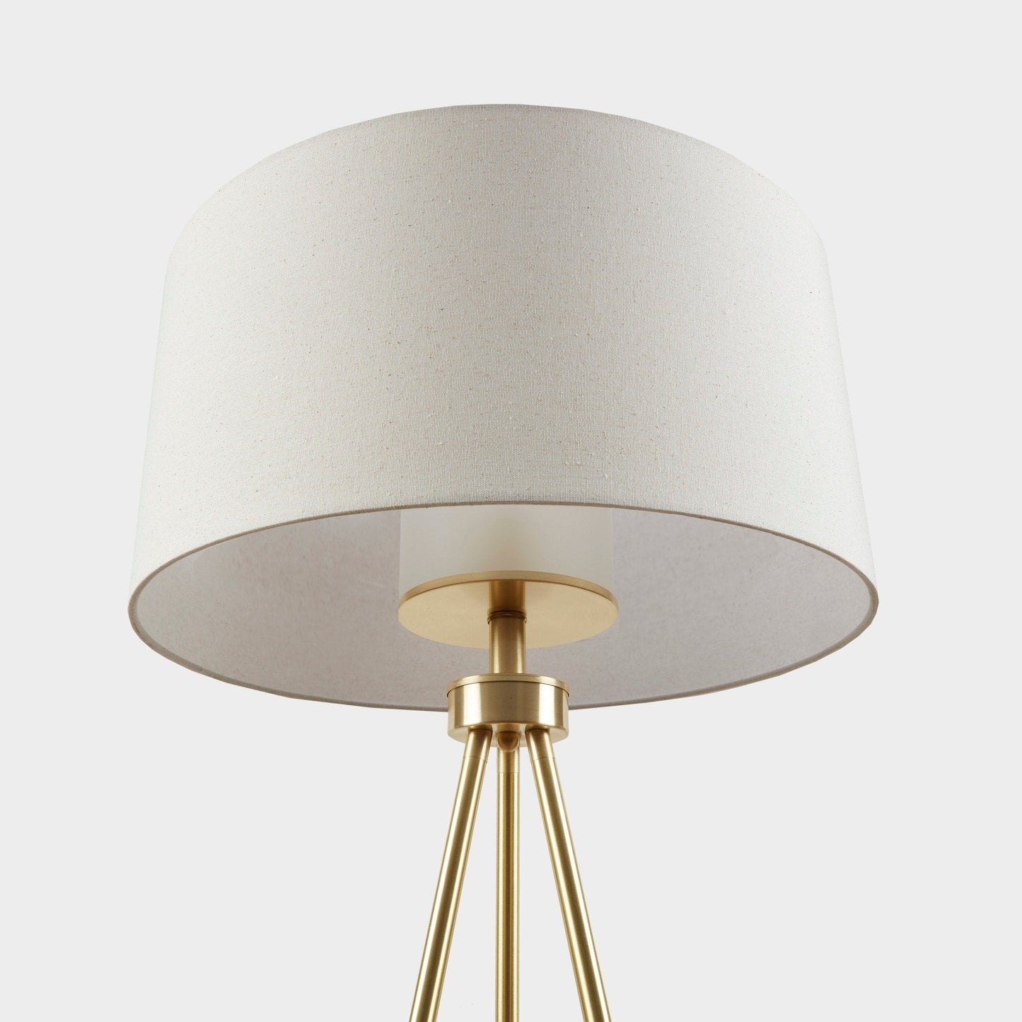 Lampadaire trépied en métal INK+IVY Pacific avec abat-jour en verre