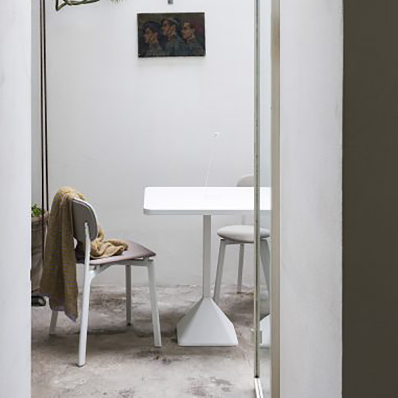 Chaise empilable Colander - Livraison rapide