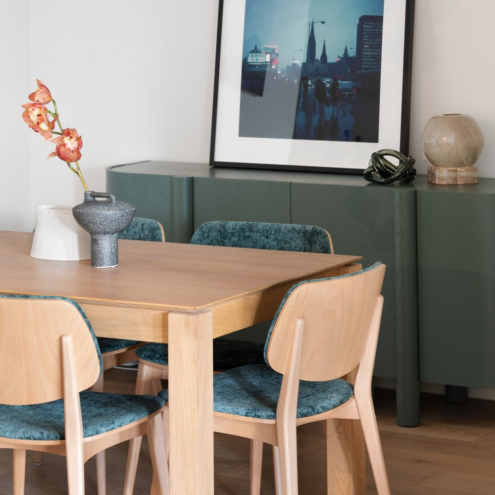 Chaise rembourrée pour poupée 552