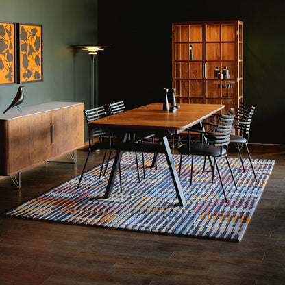 Tapis touffeté à la main marron corail sur le devant