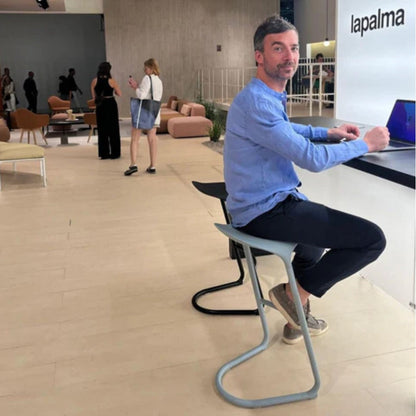 Comptoir croisé et tabouret de bar