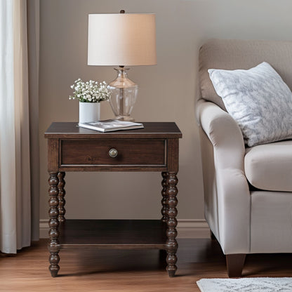 Table de chevet Madison Park Signature Beckett en bois tourné avec tiroir et étagère