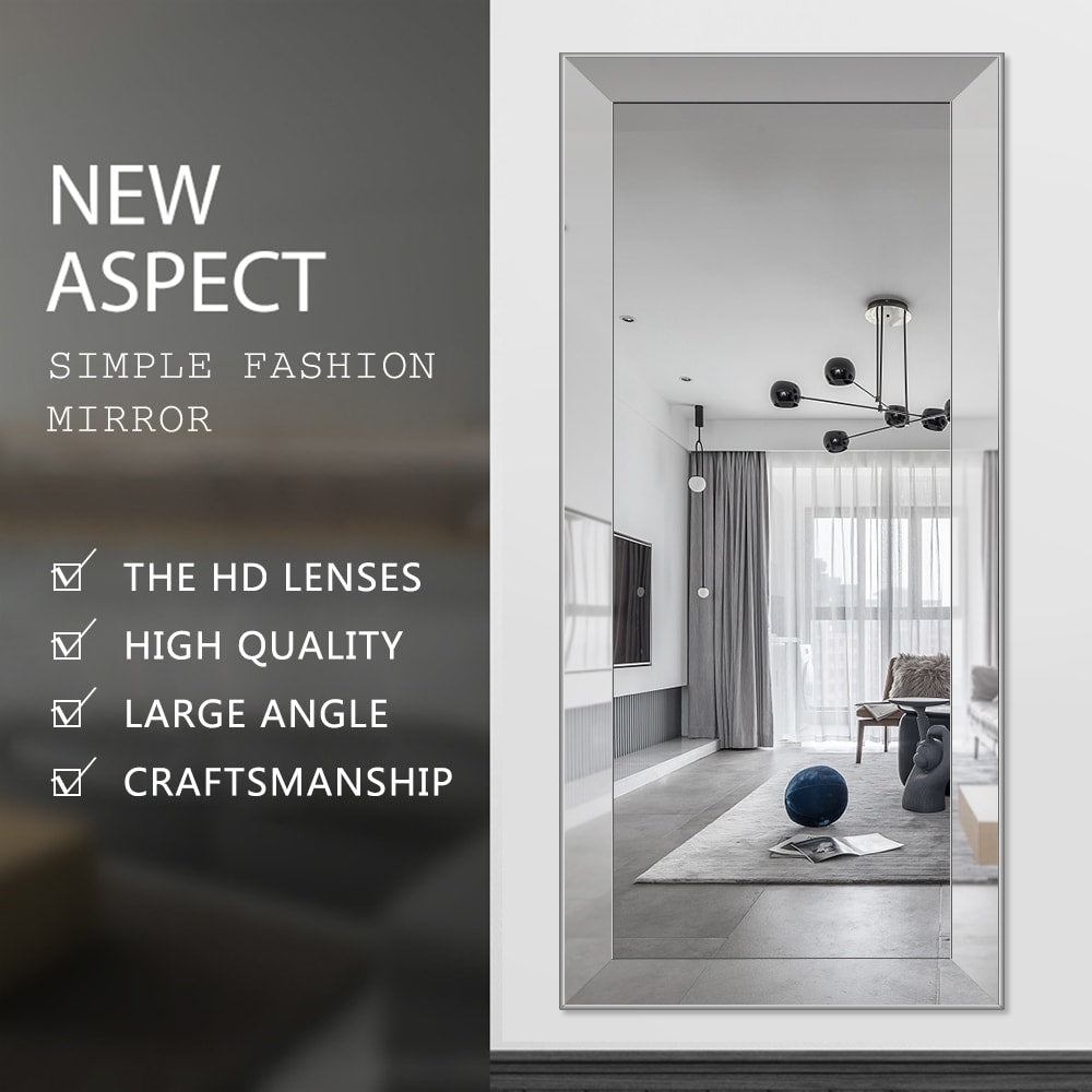 Miroir mural métallique élégant, biseauté et réfléchissant, argenté, pleine longueur