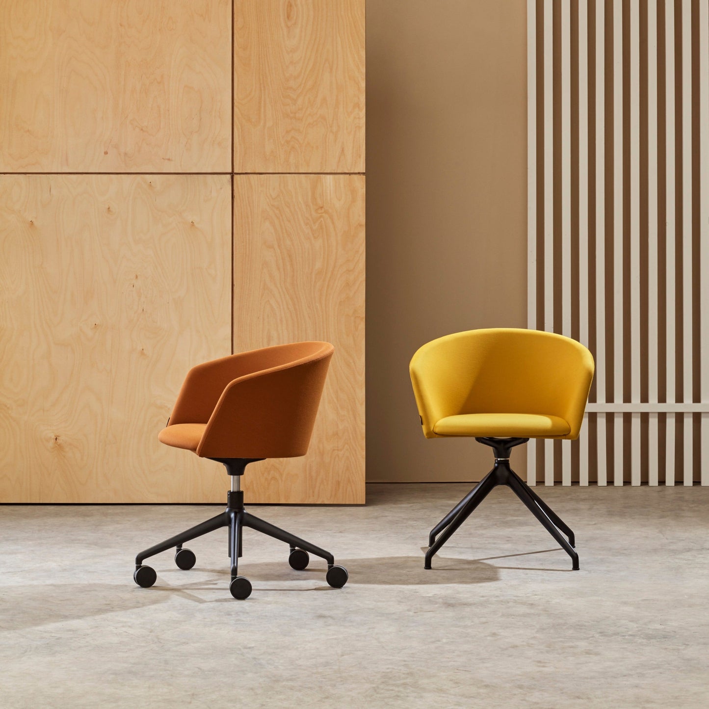 Chaise de bureau Moon 663DR - Pivotante avec roulettes