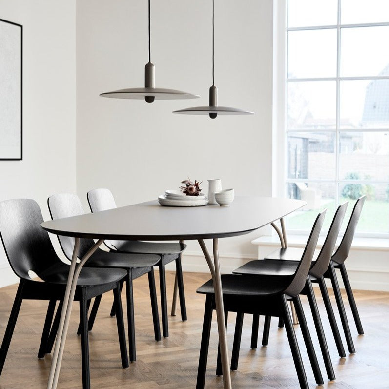 Table à manger en forme d'arbre