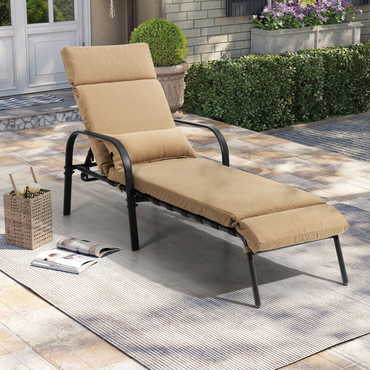 Chaise longue d'extérieur réglable avec coussin pour la plage et la piscine