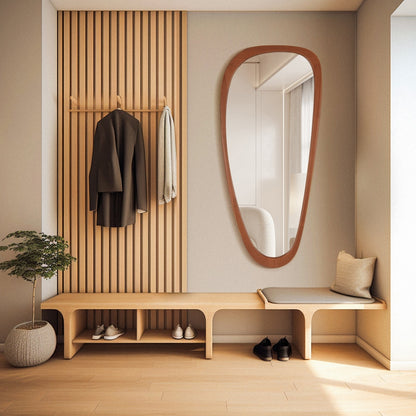 Miroir mural asymétrique en forme de pavé avec cadre en pin