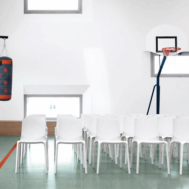 Chaise empilable Plana - Livraison rapide