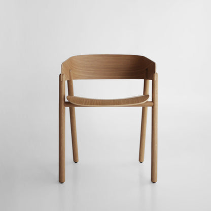 Chaise en bois Mava