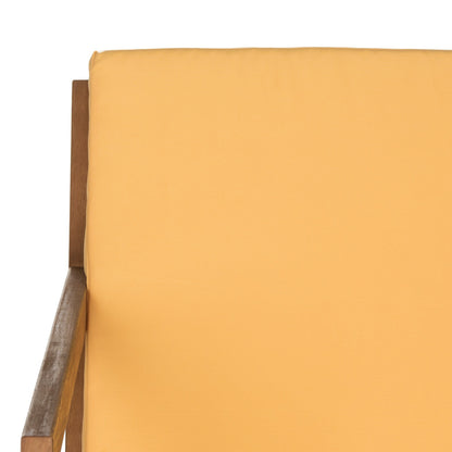 Chaise à bascule d'extérieur Makaila de SAFAVIEH avec coussin - 26 L x 31 P x 38 H