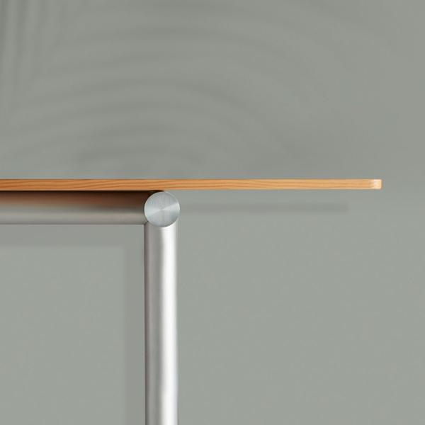 Table tubulaire Tubby