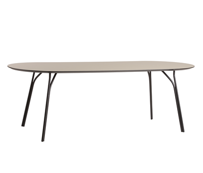 Table à manger en forme d'arbre