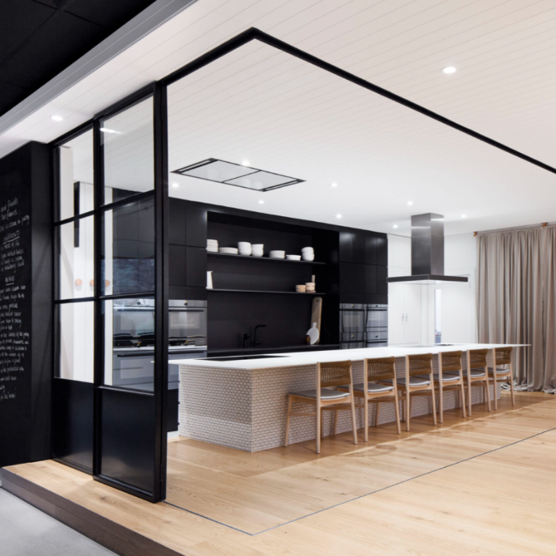 Chaise rembourrée Load 643