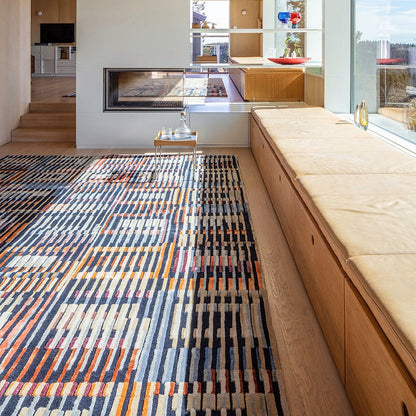 Tapis touffeté à la main marron corail sur le devant