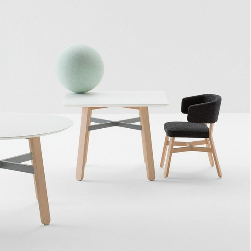 Fauteuil rembourré Croissant 571