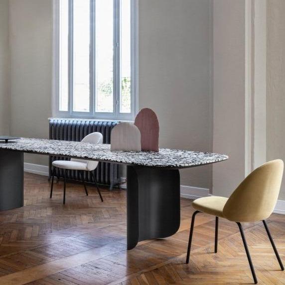 Chaise Iola avec base en acier