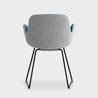 Fauteuil à piètement luge Pass 