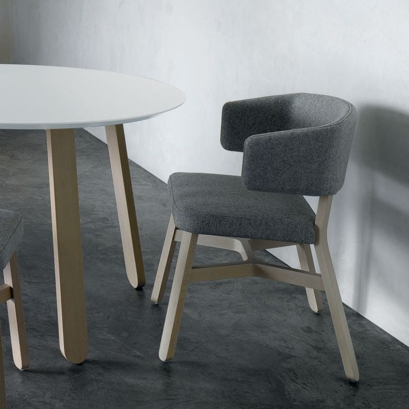 Fauteuil rembourré Croissant 572