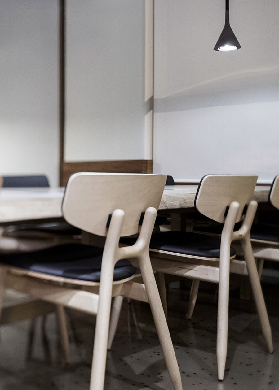 Chaise Eco 500P - Semi-rembourrée