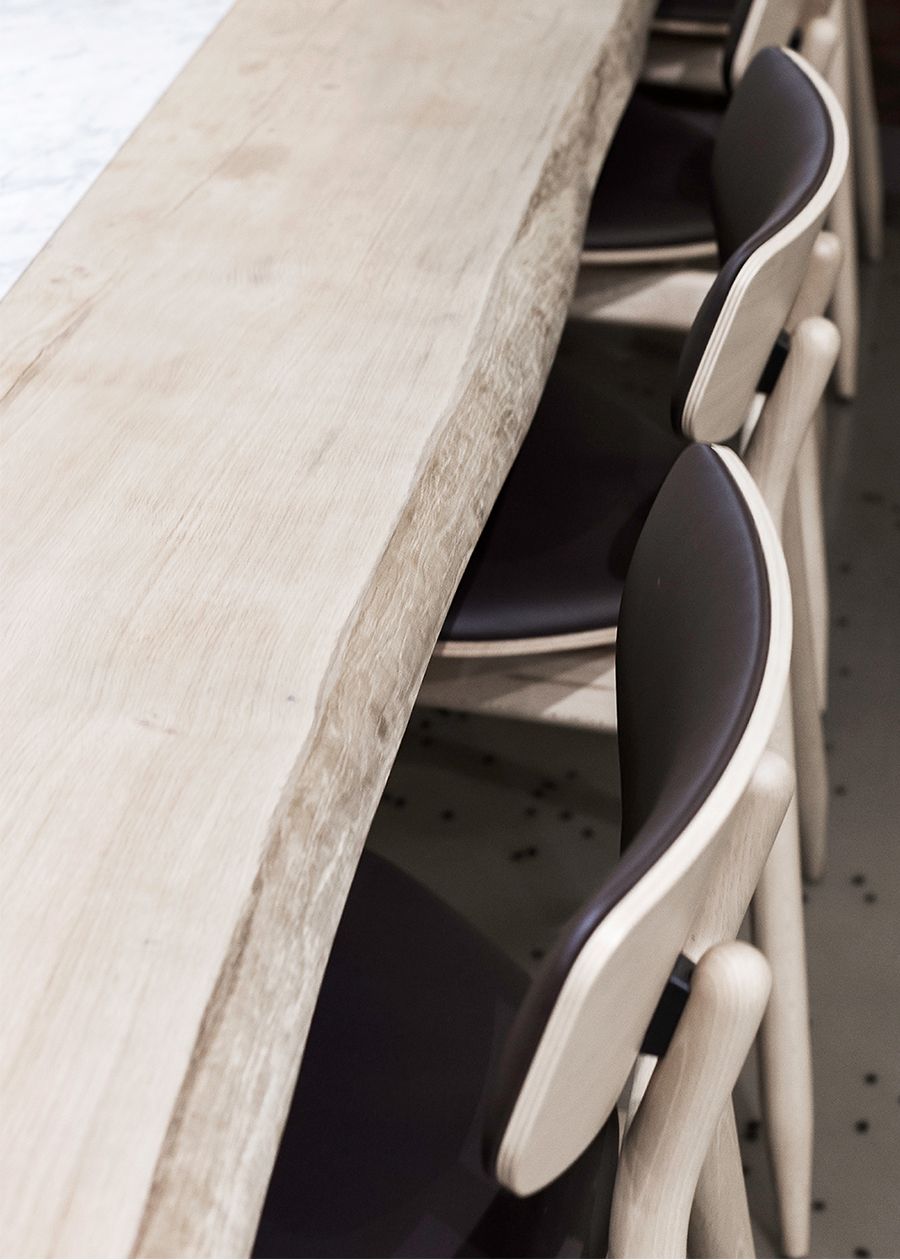 Chaise Eco 500P - Semi-rembourrée