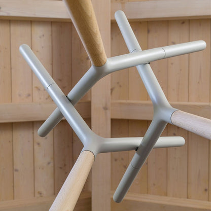 Cintre Game Of Trust