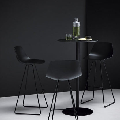 Tabouret de bar Miunn avec base en luge