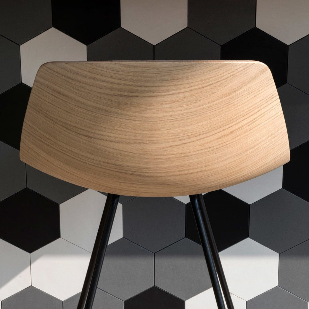 Tabouret de bar Miunn avec base en luge