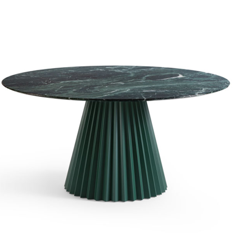 Table à manger plissée