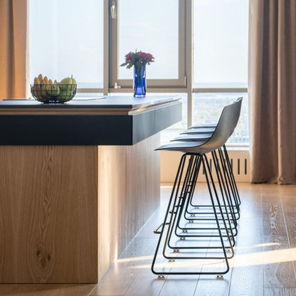 Tabouret de bar Miunn avec base en luge