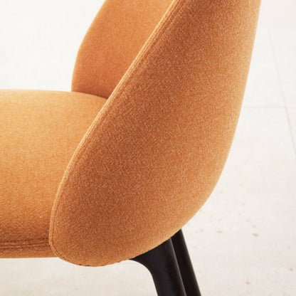 Chaise Iola avec base en bois