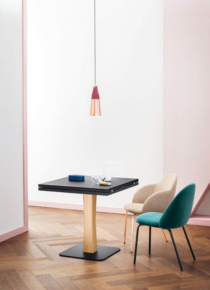 Chaise Iola avec base en acier