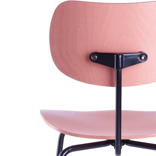 Chaise en bois Eiermann SE68