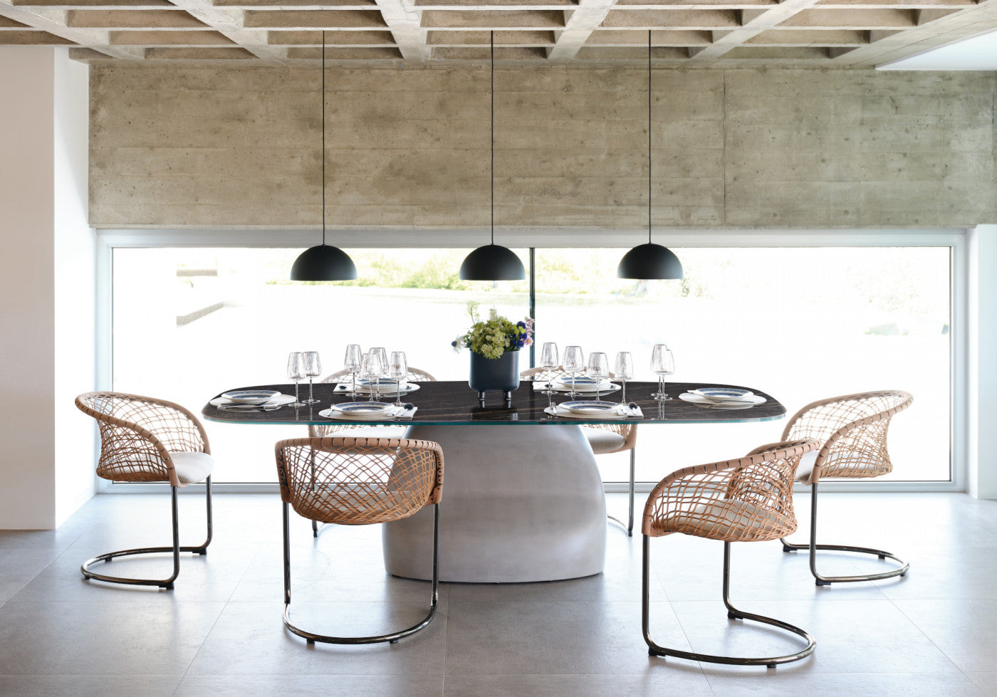 Fauteuil P47 PM TS-CU avec piètement cantilever en métal