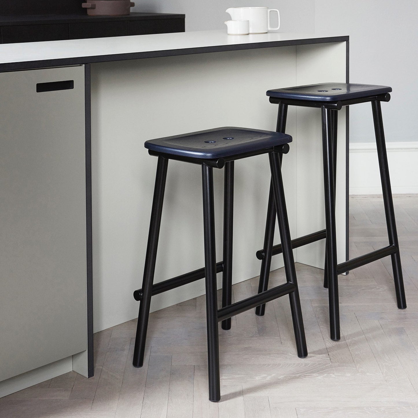 Tabouret tubulaire Tubby