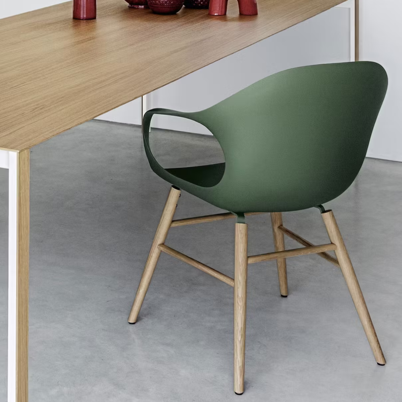 Chaise éléphant avec base en bois